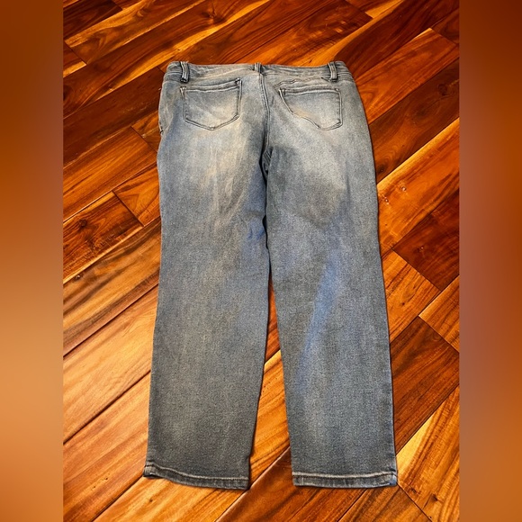 Women’s 1822 brand boyfriend jeans. Size 16 - Picture 2 of 2